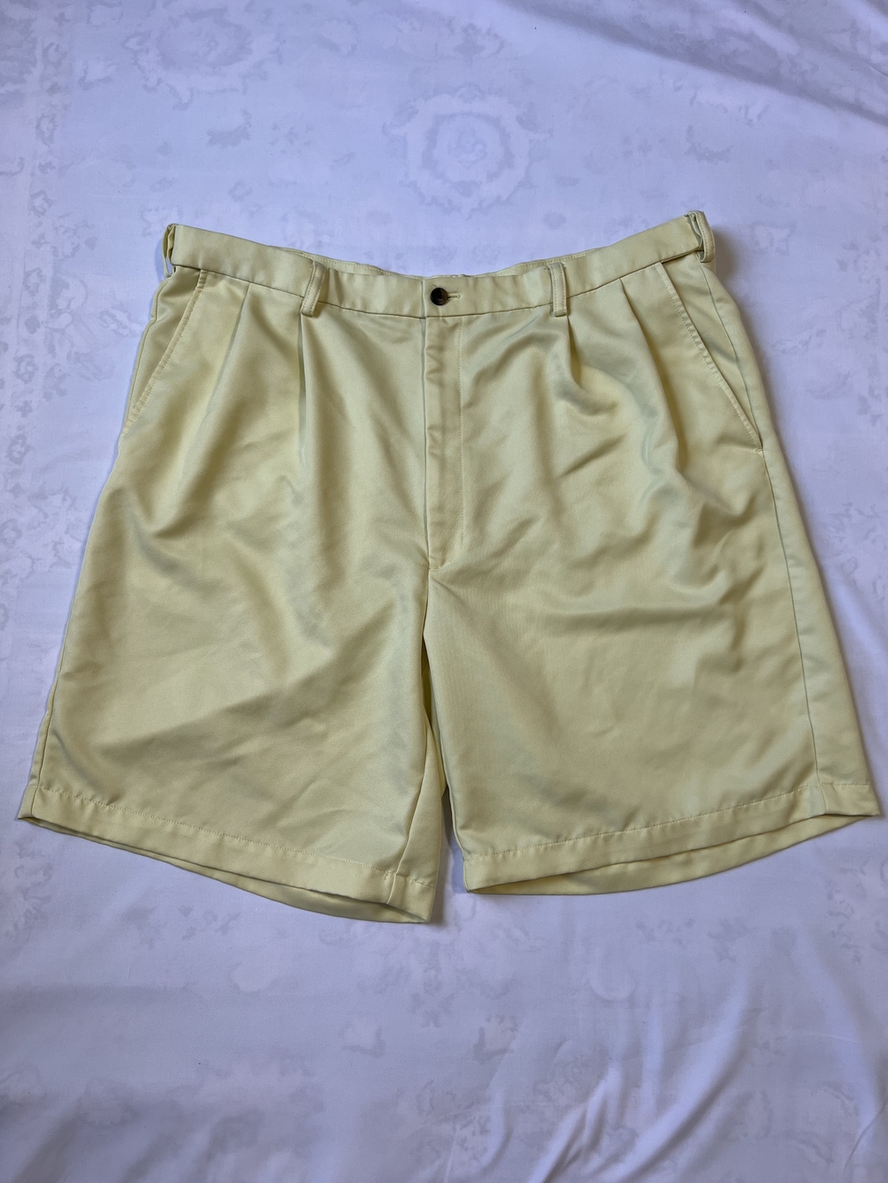 Haggar Light/Butter Yellow Flat Front Men's Shorts